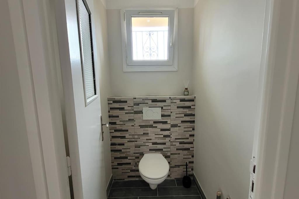 Bel Appartement T5 Neuf Avec 4 Chambres Tarbes Eksteriør bilde